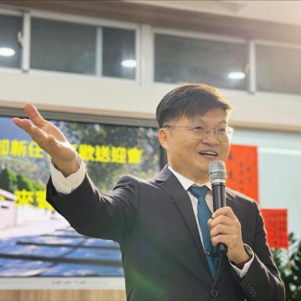 校長照片